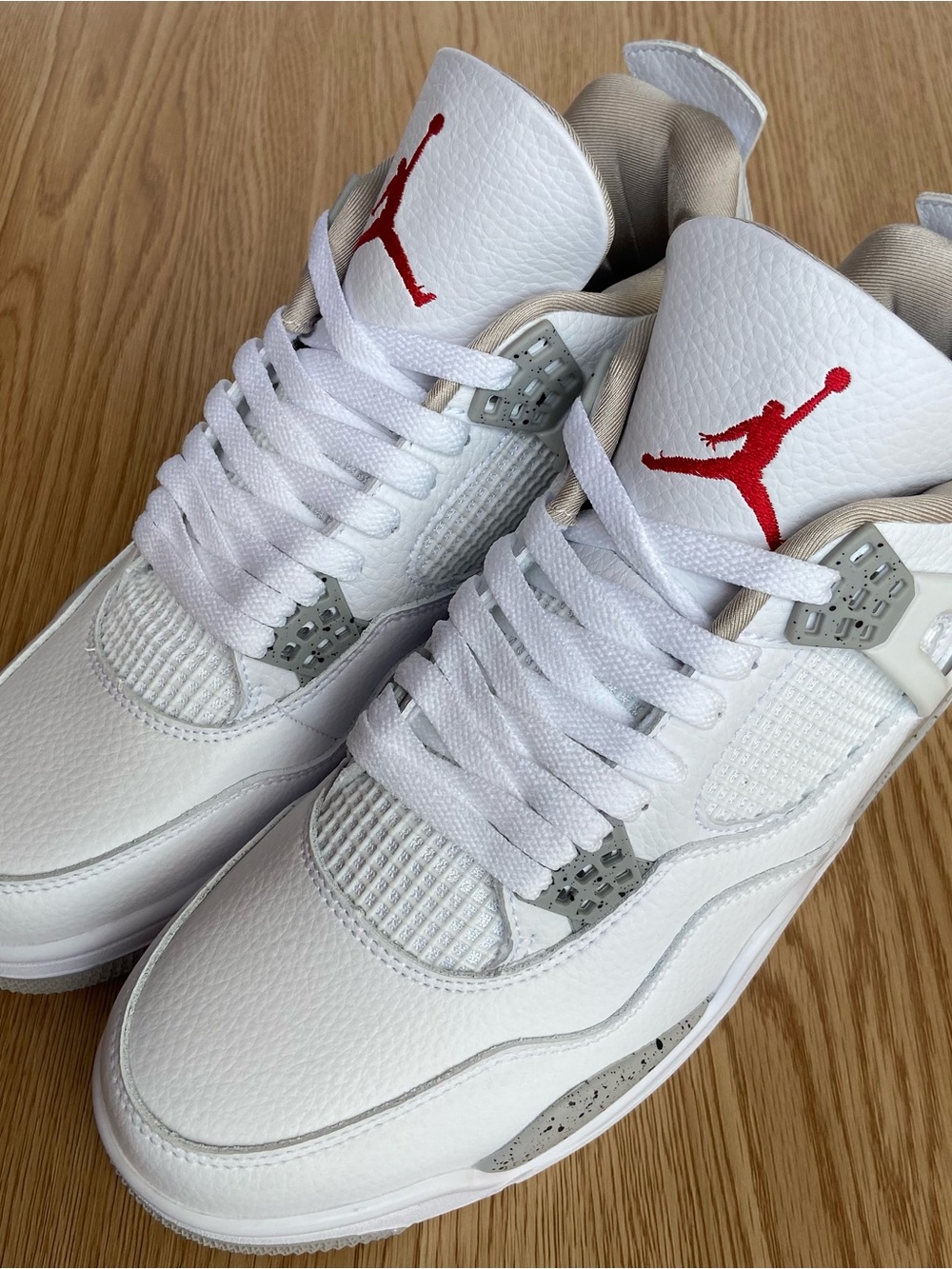 Air Jordan 4 Retro “White Oreo” Men’s High-Top Sneakers - Picture 2 of 5